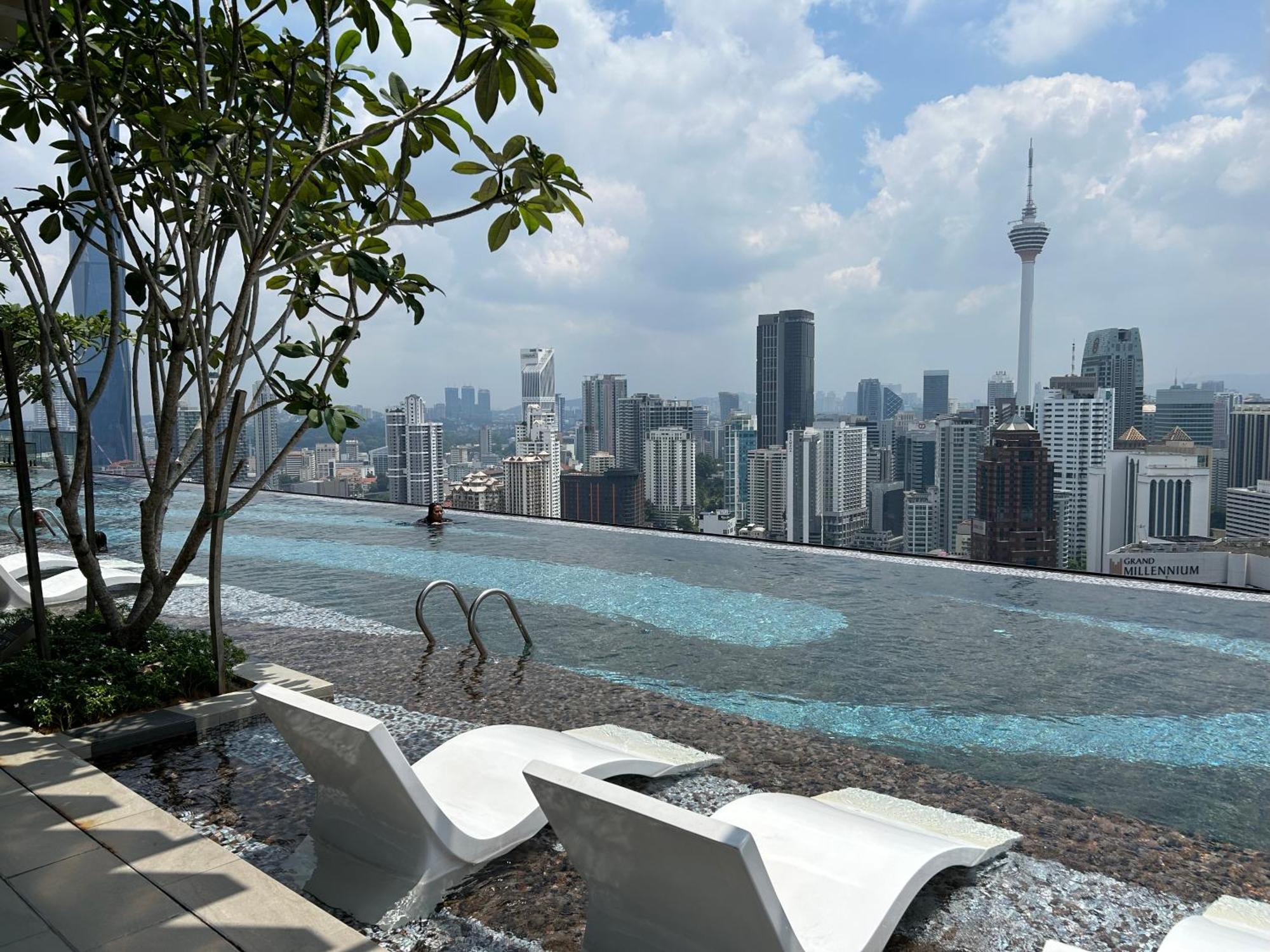 Axon Residence At Pavilion Klcc Kl Tower View By Kimiro Kuala Lumpur Exterior foto